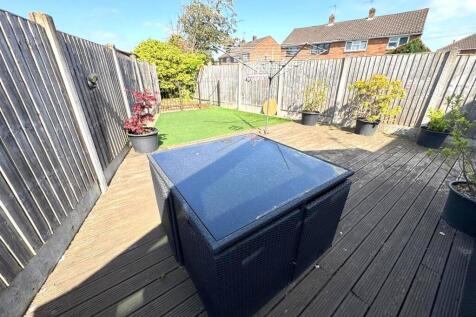 Rear Garden Pic 2