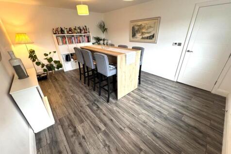 DINNING ROOM