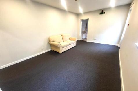 Sitting Room Pic 1