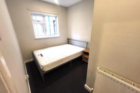 Bedroom Pic 1