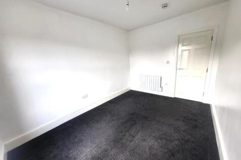 Bedroom Pic 2