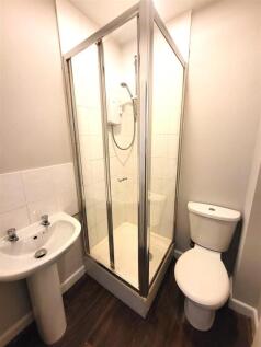 Shower Room With W.C