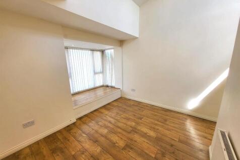 Sitting Room Pic 2
