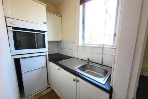 Kitchen Pic 1