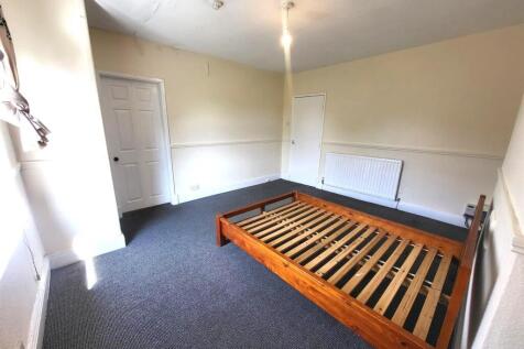 Bedroom Pic 3