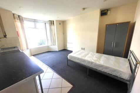 Room Pic 2
