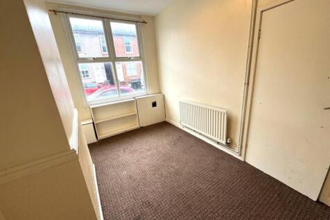 Reception Room Pic 1