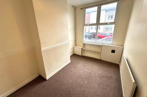 Reception Room Pic 2