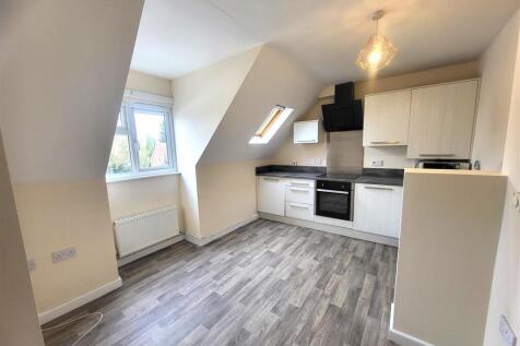 Open Plan Sitting Room/ Kitchen Area Pic 1