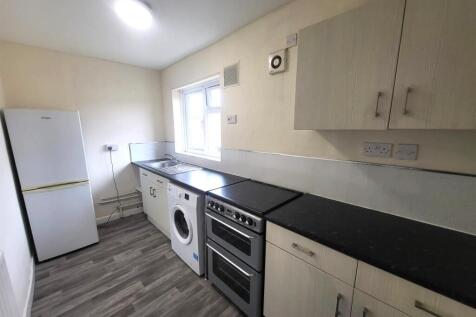 Kitchen Pic 1