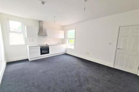 Open Plan Sitting Room/ Kitchen Pic 2