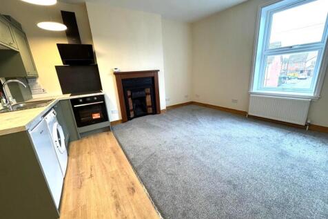 Open Plan Sitting Room/ Kitchen Pic 2