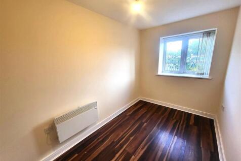Bedroom 2 Pic 1