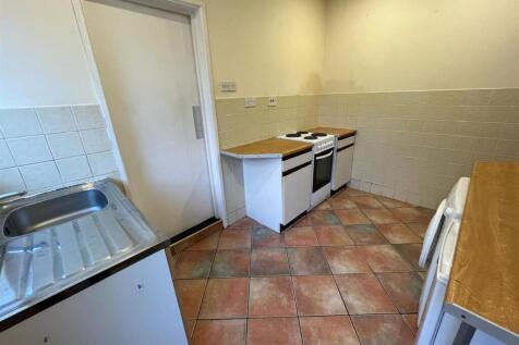 Kitchen Pic 2