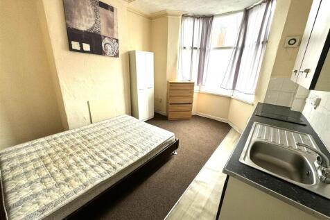 Room Pic 2