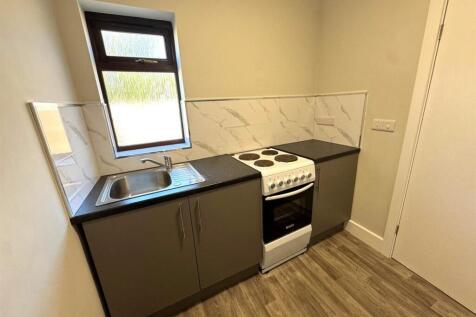Kitchen Pic 1