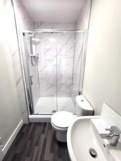 Shower Room Pic 2