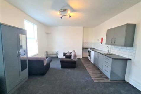 Room Pic 2