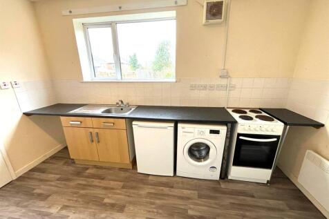 Kitchen Pic 1