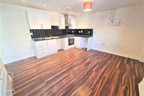 Open Plan Sitting Room/ Kitchen Pic 1