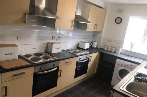 Shared Kitchen Pic 1