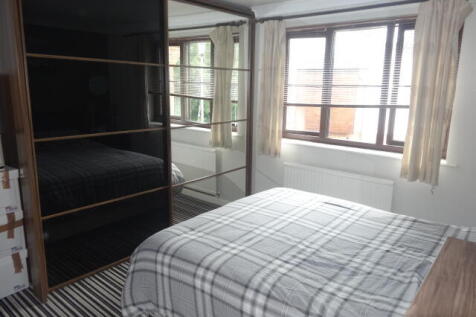 Bed1 -2.JPG