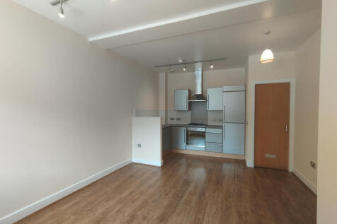 Lounge kitchen