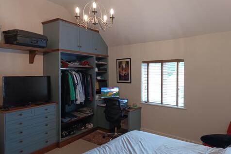 Bedroom (2)