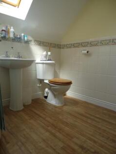 Ensuite 1.JPG