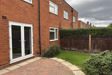 Rear Garden (2)