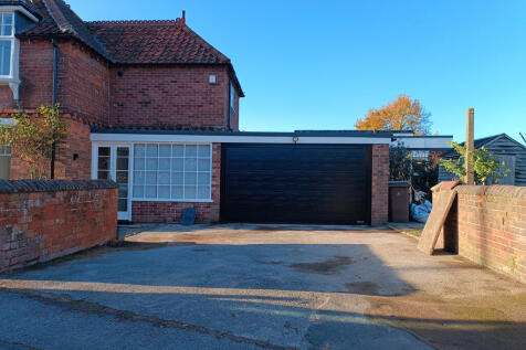 Driveway &amp; Garage