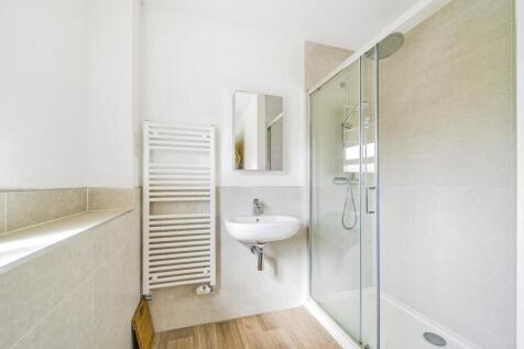 Example En Suite