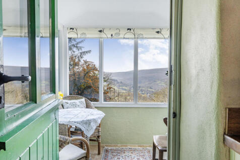 Sun Room and Outlook