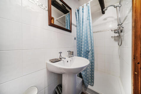 En Suite Bed 2