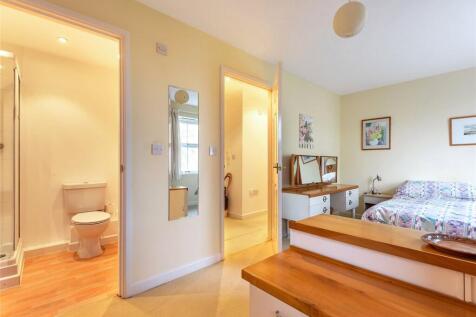 Bedroom/En Suite