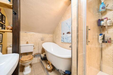 Bath/Shower Room