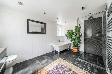 En Suite 1