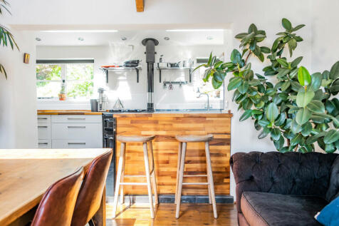 Breakfast Bar