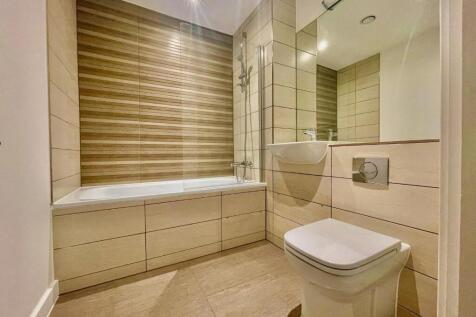EXAMPLE FAMILY BATHROOM