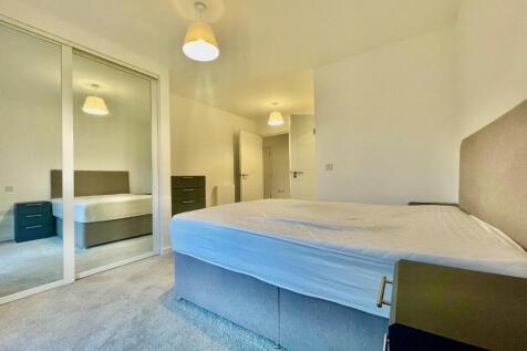 EXAMPLE MASTER BEDROOM