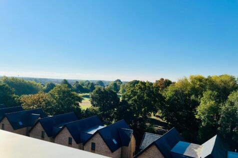 COMMUNAL ROOF TERRACE