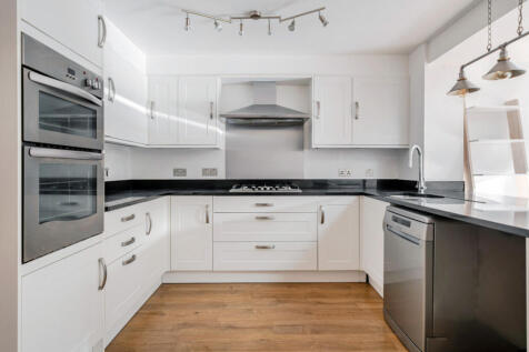 1386340-7-6929ba8...