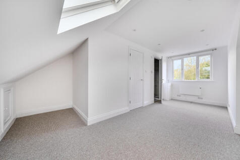 1371929-18-68f79b...