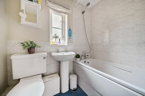 1373213-4-690a07d...