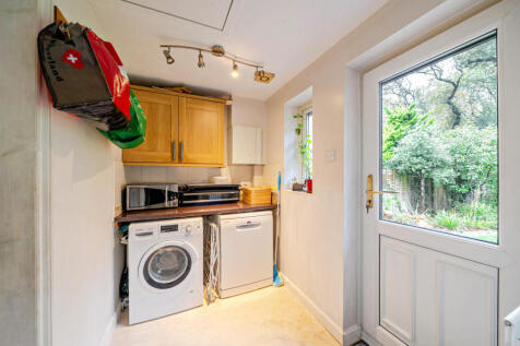 1376435-19-6911f5...