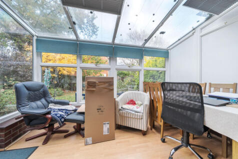 1383668-22-691f38...