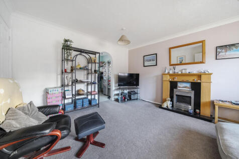 1383668-23-691f38...