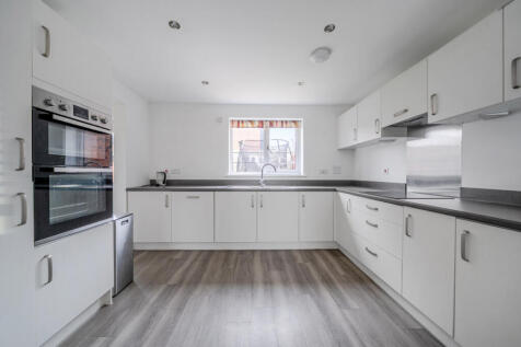 1388594-29-693838...