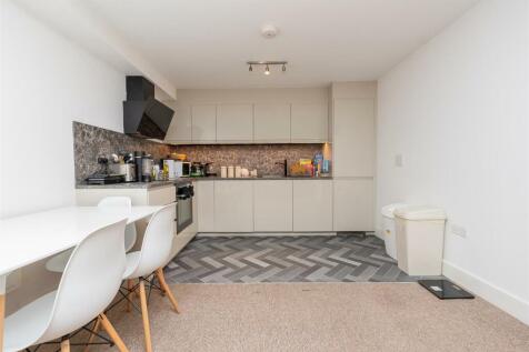 Flat-14-Centro-BS1-13.jpg