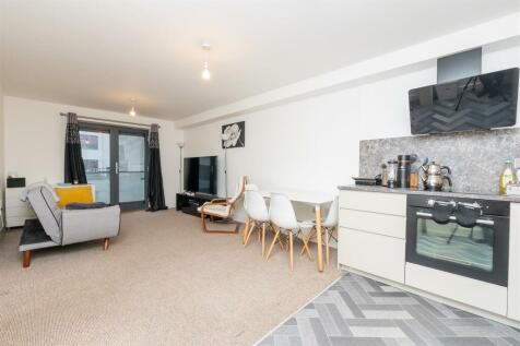 Flat-14-Centro-BS1-16.jpg